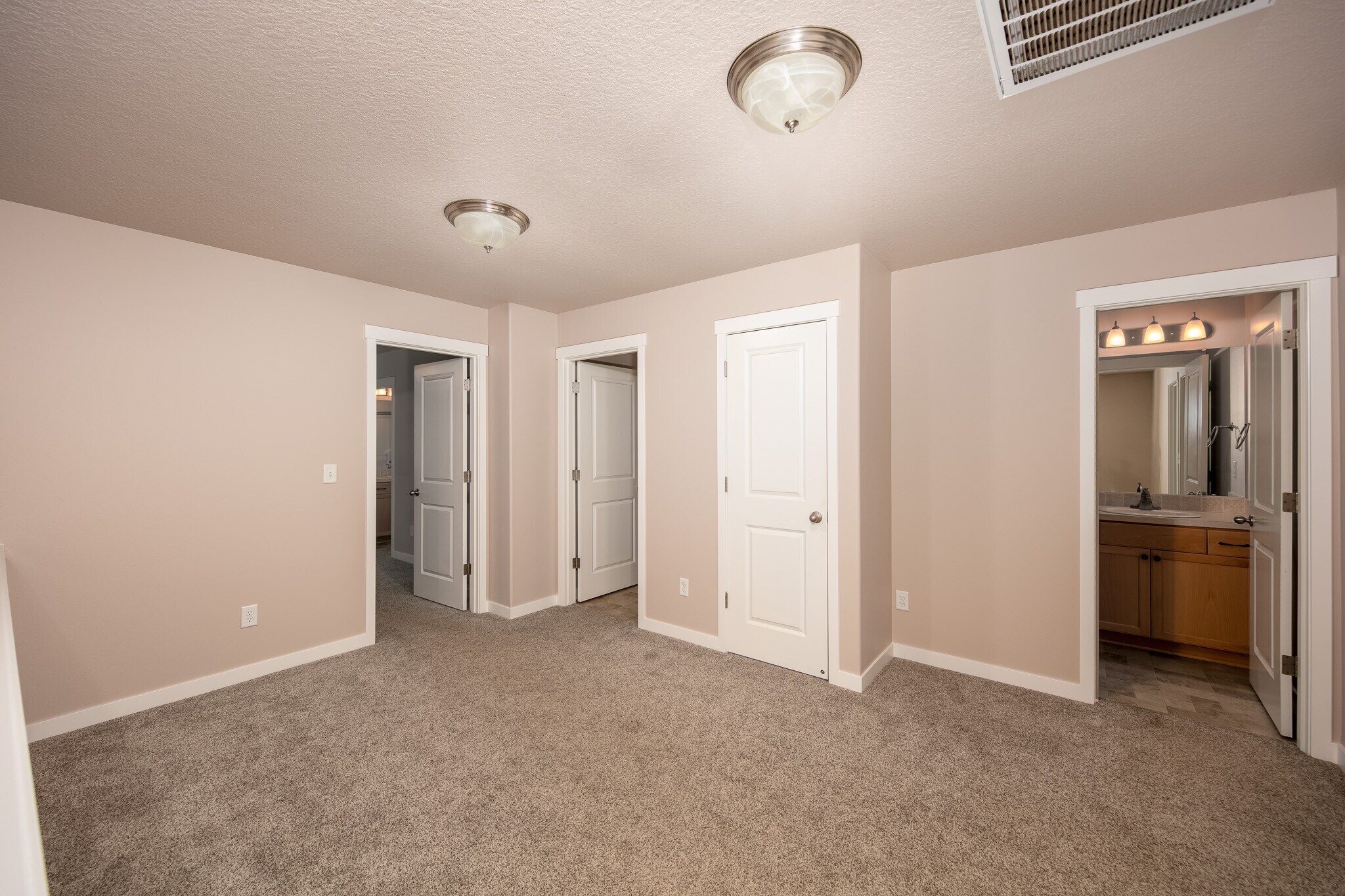 upstairs landing / "loft" - 1295 Windsong Dr