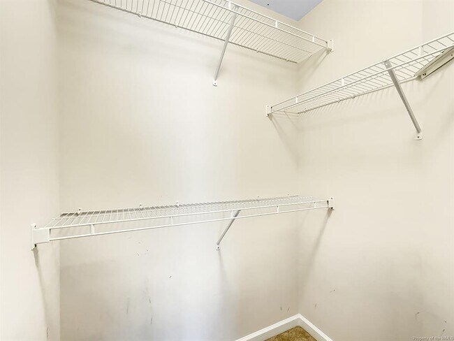 Building Photo - 402 Lewis Burwell Pl