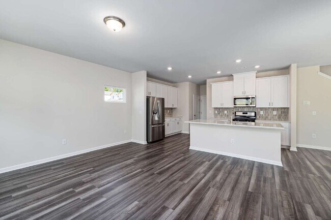Building Photo - 4BR/2.5BA Home – 2,151 Sq Ft | Prime Location Between Downtown Durham & Brier Creek