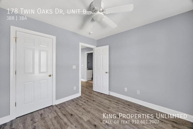 Building Photo - 178 Twin Oaks Dr