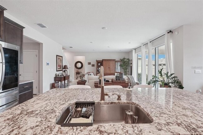 Building Photo - 13055 Willow Grove Dr