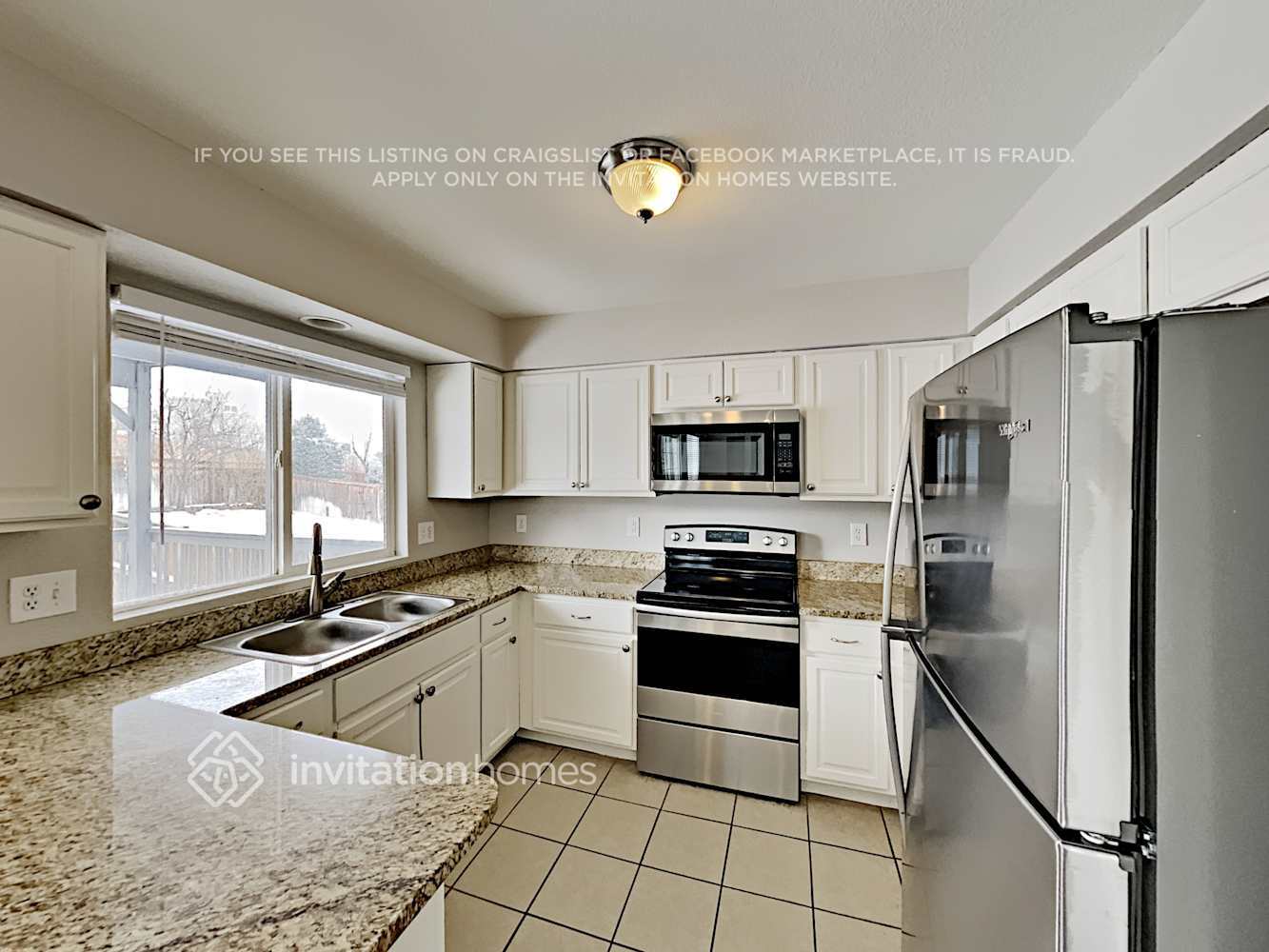 Building Photo - 3289 Blue Grass Cir