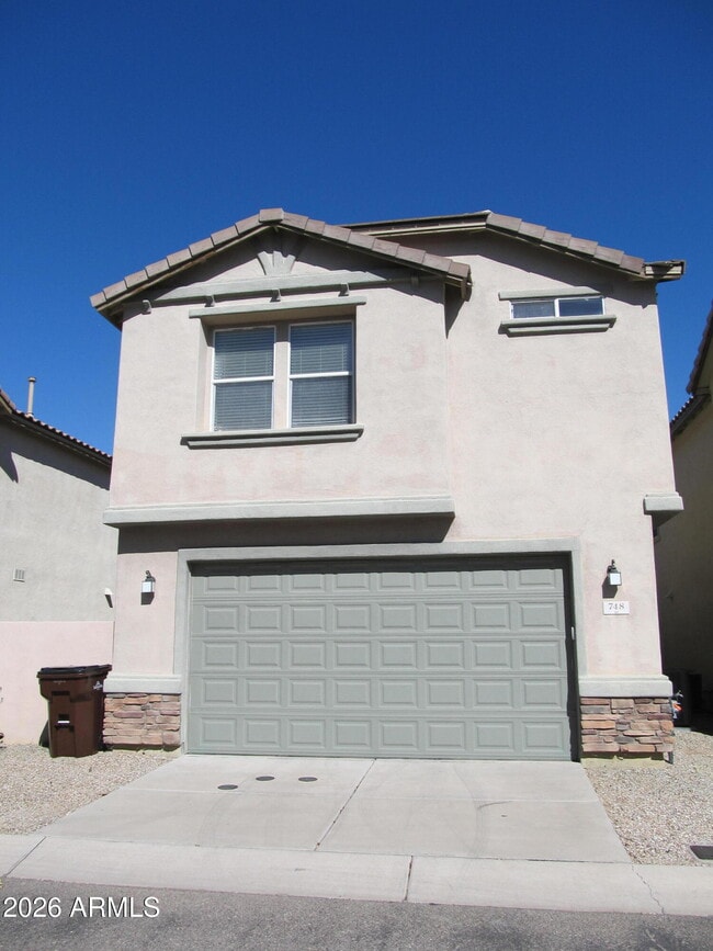 Building Photo - 748 W Paseo Celestial