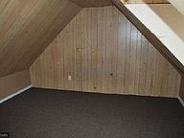 MASTER UPSTAIRS - 1324 M St NE