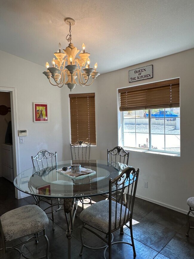 Building Photo - Available May through November 2026 Short term, Pool home, Furnished