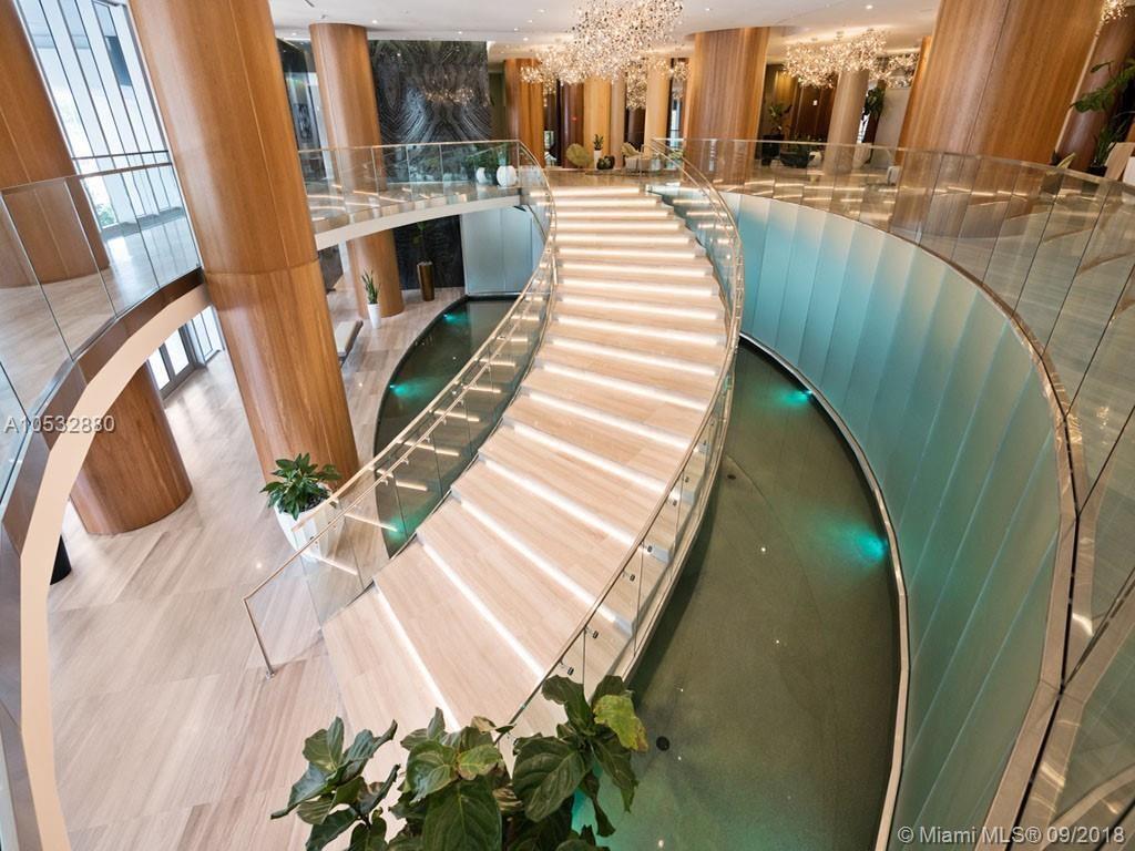 Building Photo - 488 NE 18th St