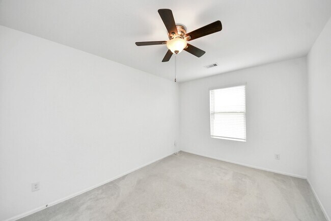 Building Photo - 26915 Wilderye Cv Ln