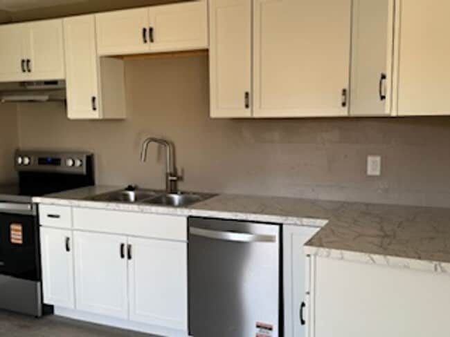 Building Photo - 4445 Engleka Ct