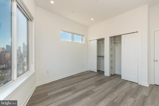 Building Photo - 710 N 16th St