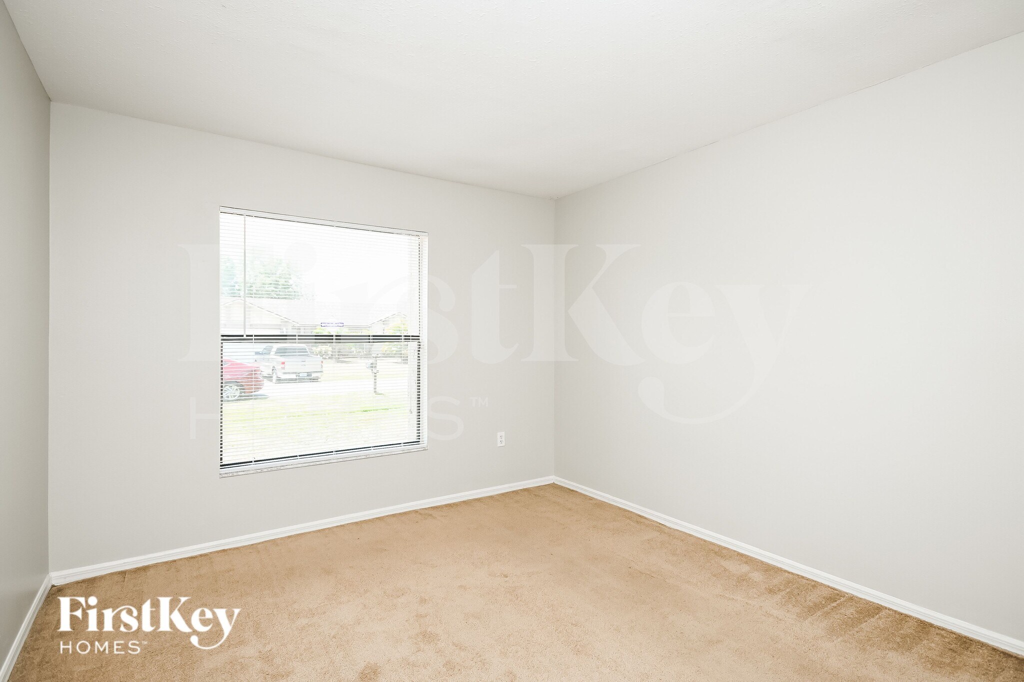 Building Photo - 307 Medina Ct