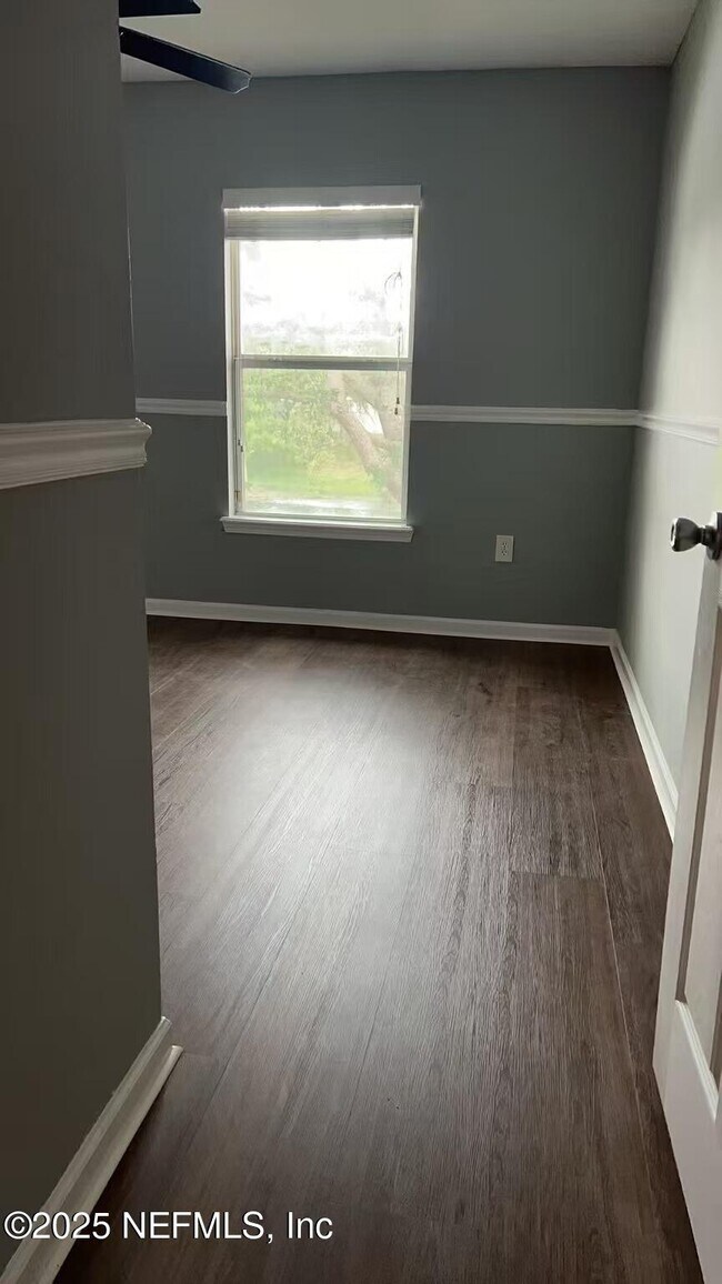 Building Photo - 13827 Herons Landing Way