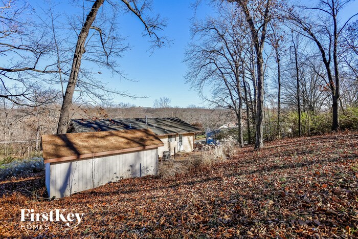 Building Photo - 31 Delores Dr