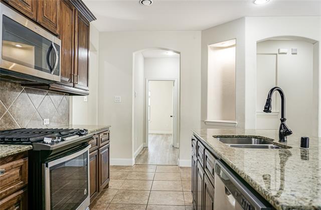 Building Photo - 1526 Derby Dr