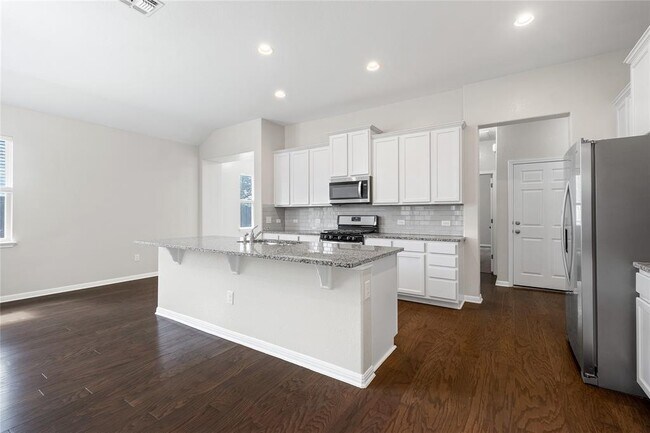 Building Photo - 1312 Jenkins Bnd