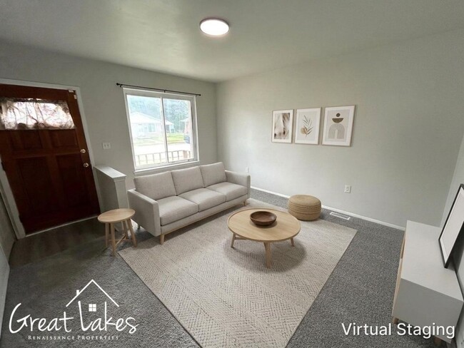Building Photo - Beautiful 3 Bedroom 1 Bathroom now available for rent!
