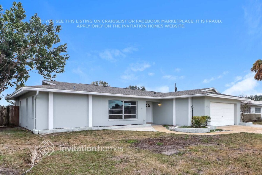 Building Photo - 14036 102nd Ave N