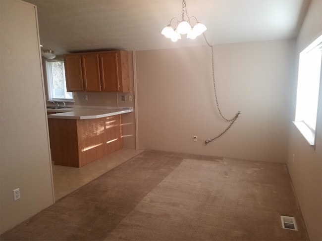 Building Photo - 12858 Onyx Dr