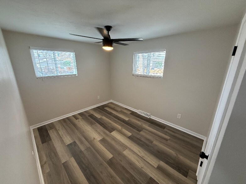 Building Photo - 53 S Julian St