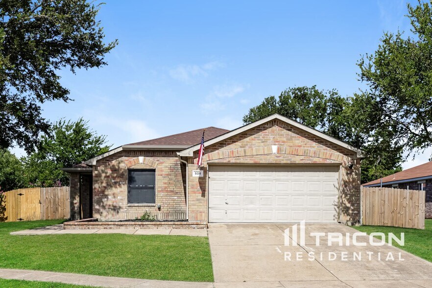 Primary Photo - 508 Nance Dr