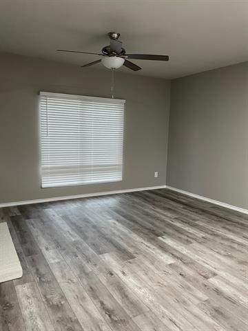 Building Photo - 220 Samuel Blvd