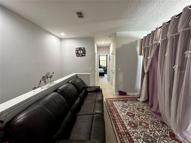 Building Photo - 250 Rustic Loop