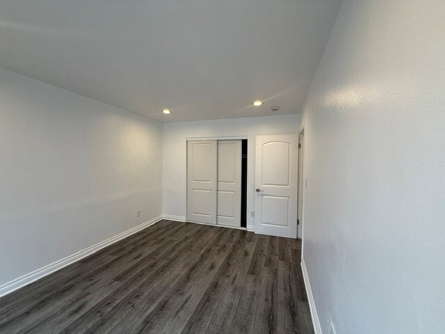 Building Photo - 237 E Anaheim St