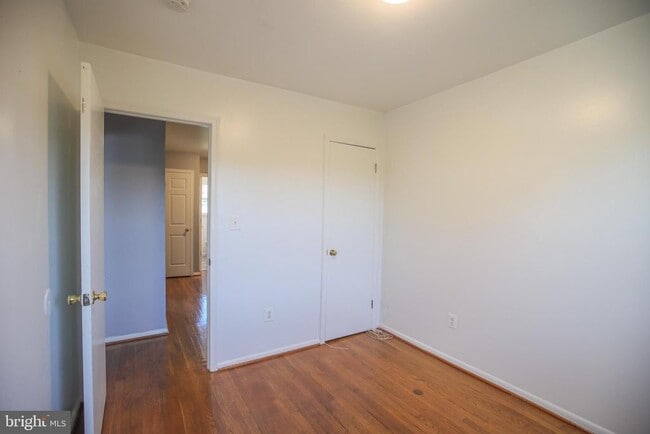 Building Photo - 12337 Chesterton Dr