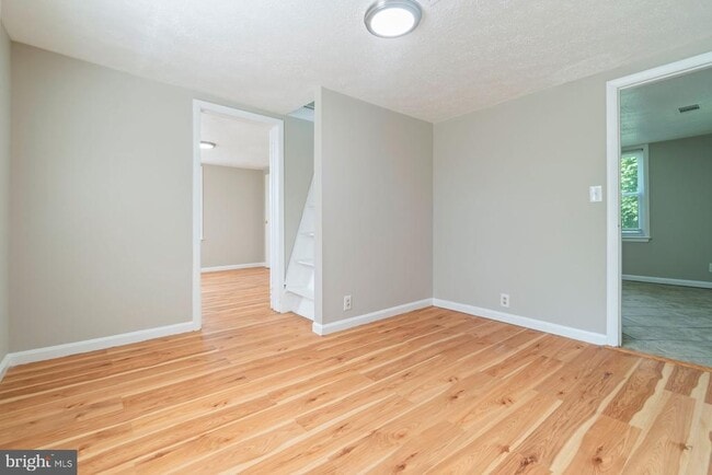 Building Photo - 107 Fusting Ave