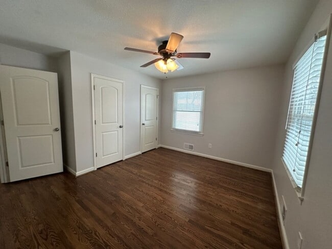 Building Photo - {10240}  Renovated Home in Cherry Hills+ H...