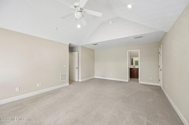 Building Photo - 213 Green Heron Way