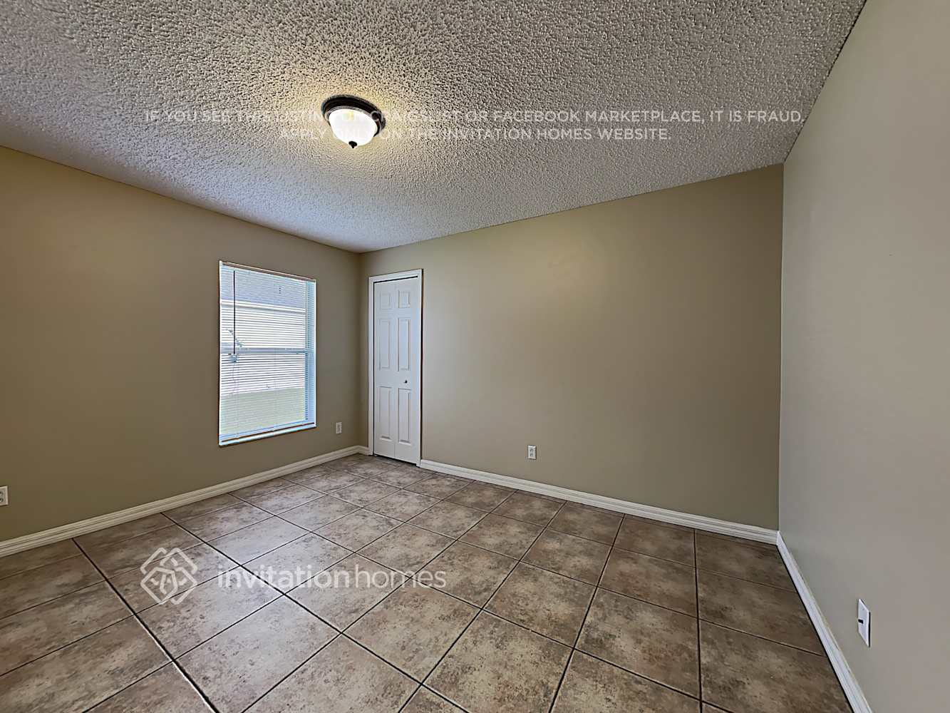 Building Photo - 813 Lake George Dr