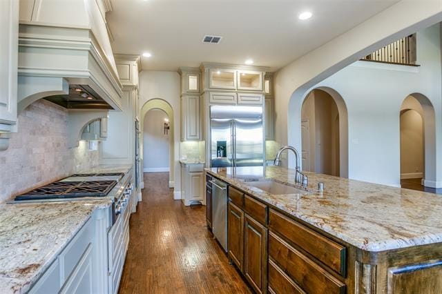 Building Photo - 631 Creekway Dr