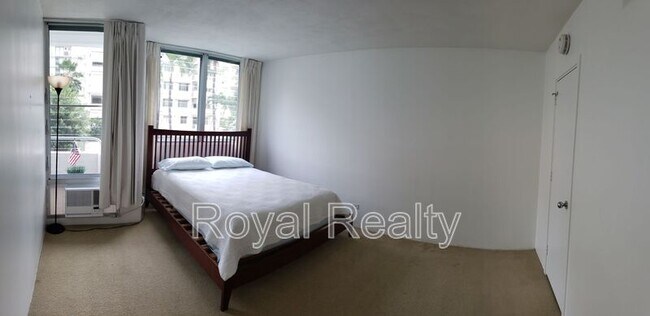 Building Photo - 430 Kaiolu St