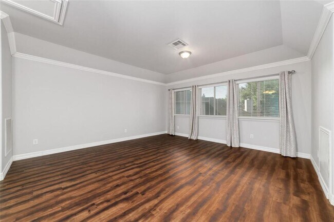 Building Photo - 21606 Hansom Dr