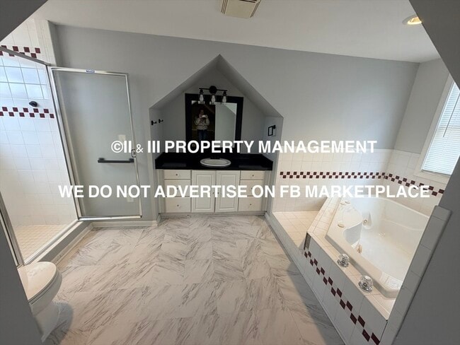 Building Photo - 5840 Floyd St