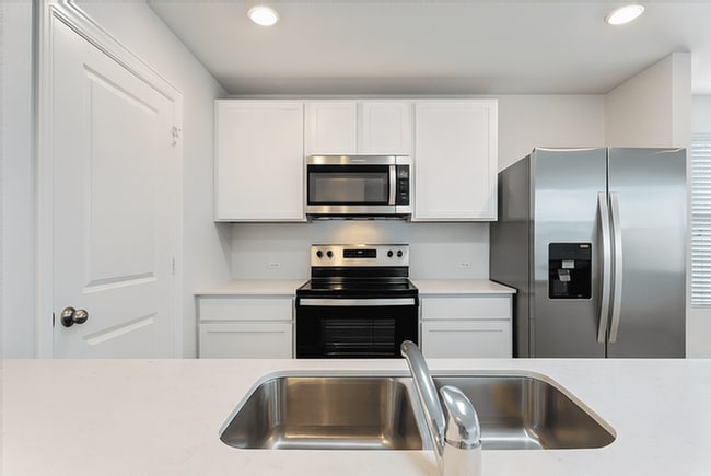 Building Photo - 2111 Organ Pipe Cactus