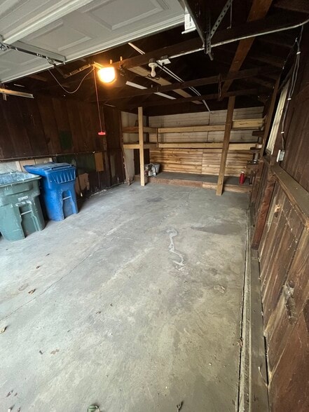 garage with space for a car plus storage - 2403 Bailey Ave