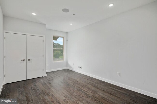 Building Photo - 1603 N Marshall St