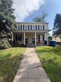 Building Photo - 16 W Elm St
