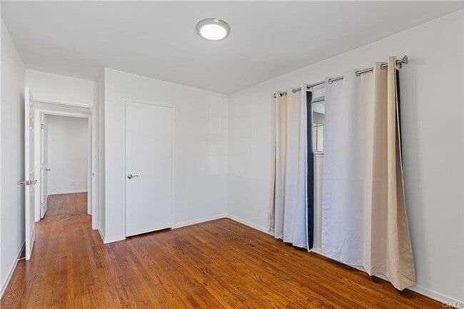 Building Photo - Spacious 4BR House in Torrance