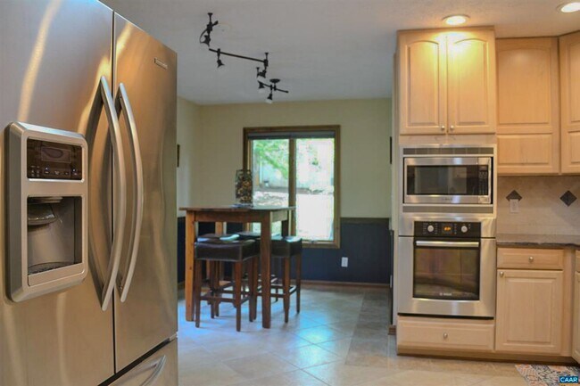 Building Photo - Furnished Golf Course Rental