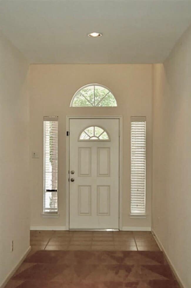 Building Photo - 138 Bryce Branch Cir