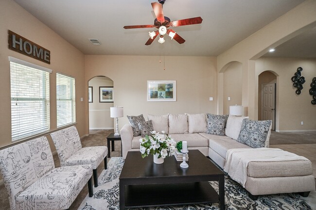 Building Photo - 8010 Durham Run Ln