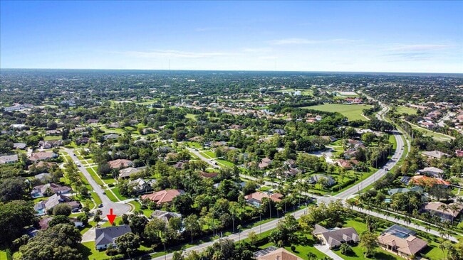 Building Photo - 15575 Woodmar Ct