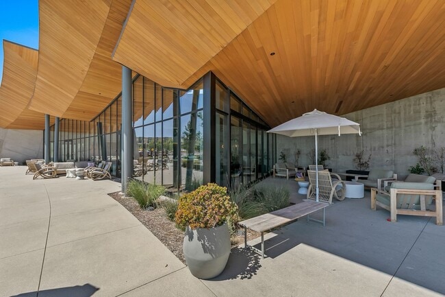 Building Photo - Exquisite Modern Townhome Nestled in the T...