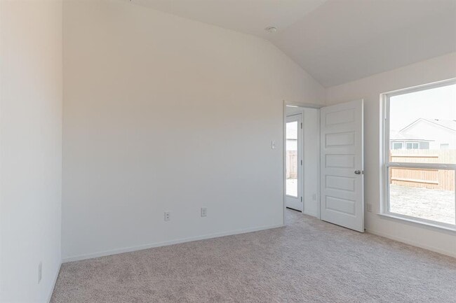 Building Photo - 110 Watercourse Wy