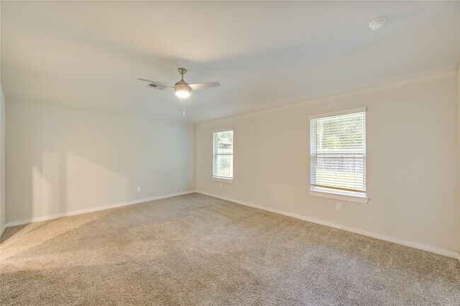 Building Photo - 14245 Wonder Lake Ln