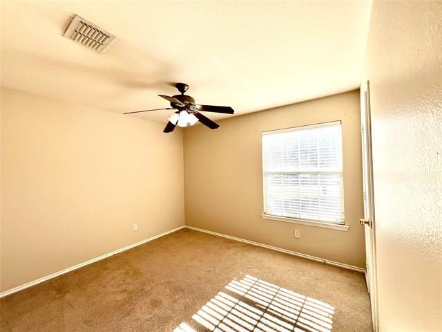 Building Photo - 1304 Columbus Ln