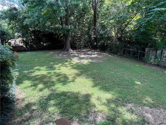 Building Photo - 1180 Starline Dr