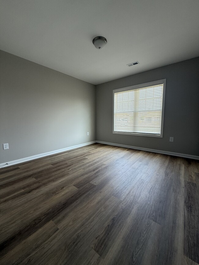 Building Photo - 101 Berkshire Cir